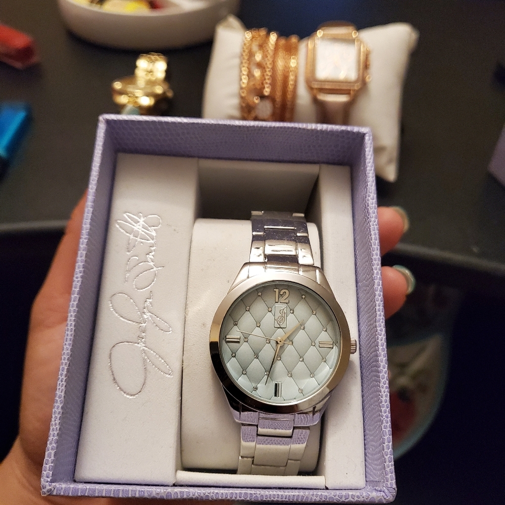 Jaclyn smith watch